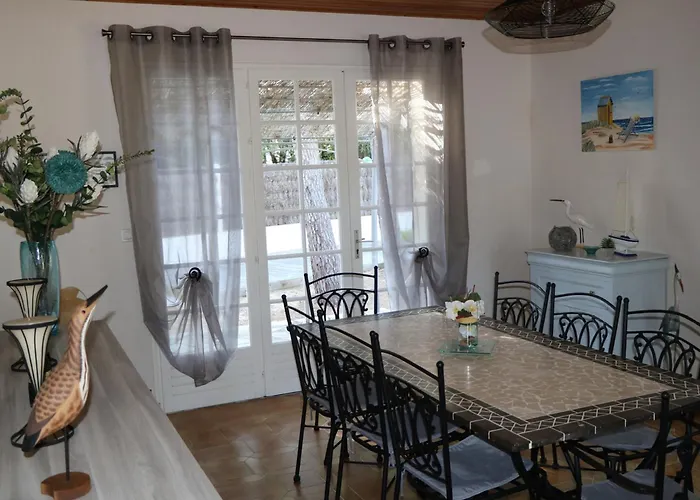 Maison Bord De Calme A Avec Grand Jardin Clos - Fr-1-336-162 *